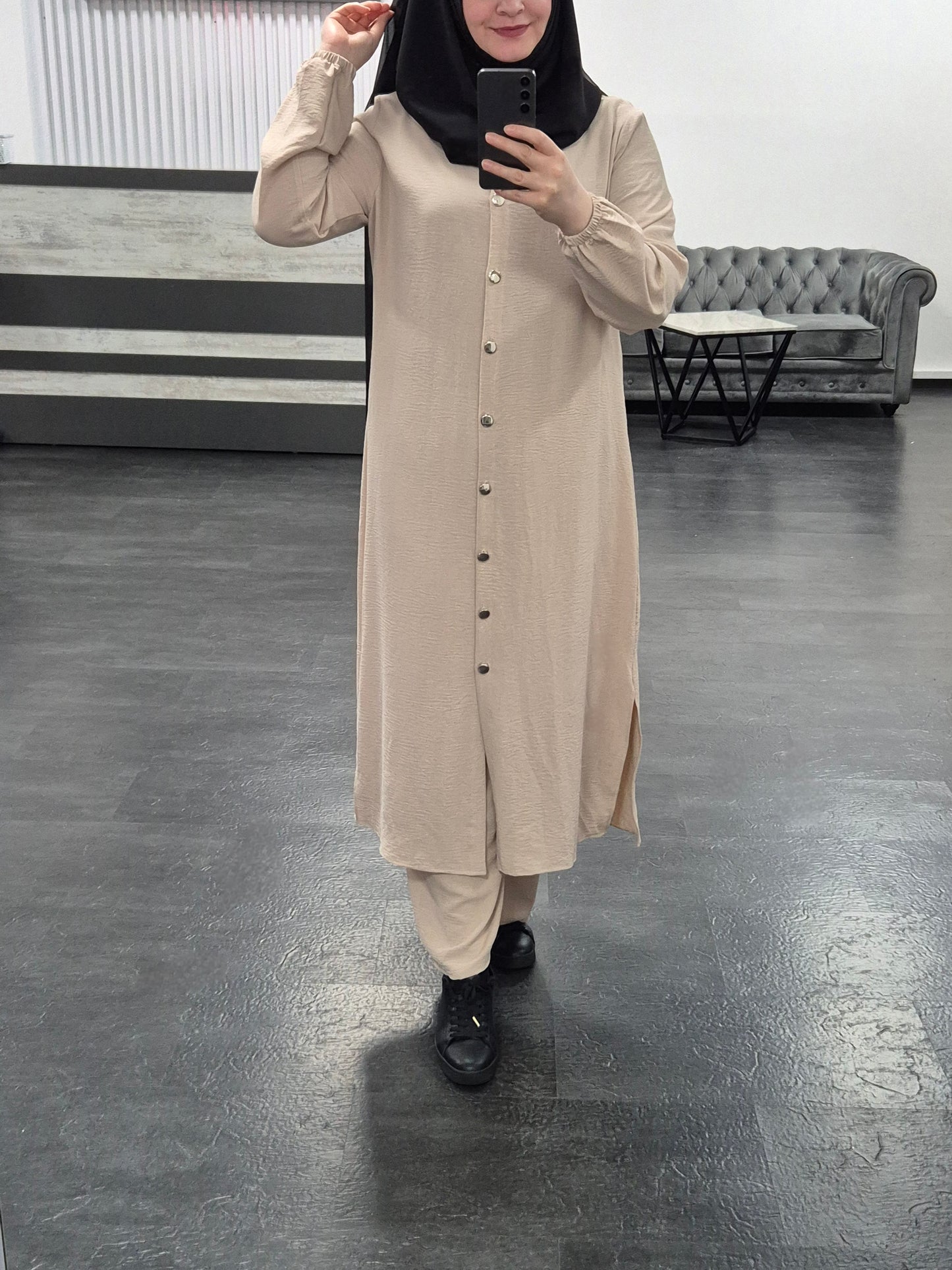434 - Zweiteiler mit langer Tunika und Hose beige