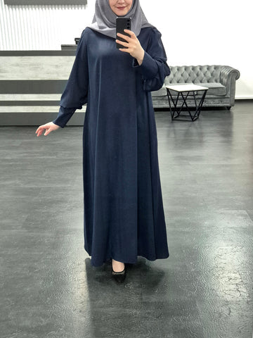 683- schlichtes Kleid