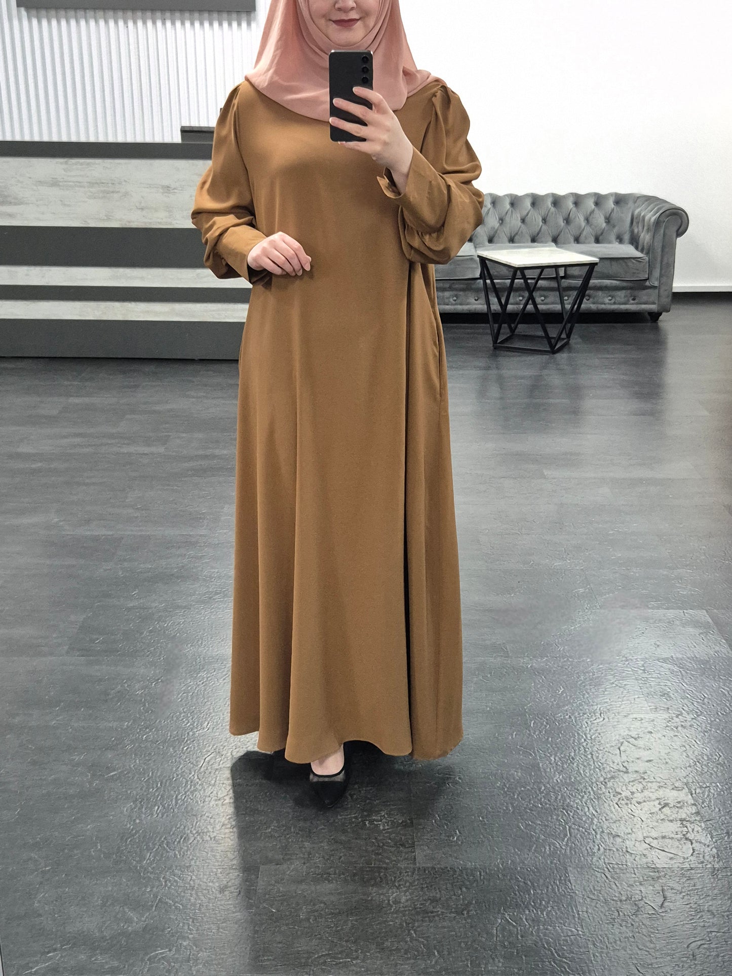 681 - schlichtes Kleid camel