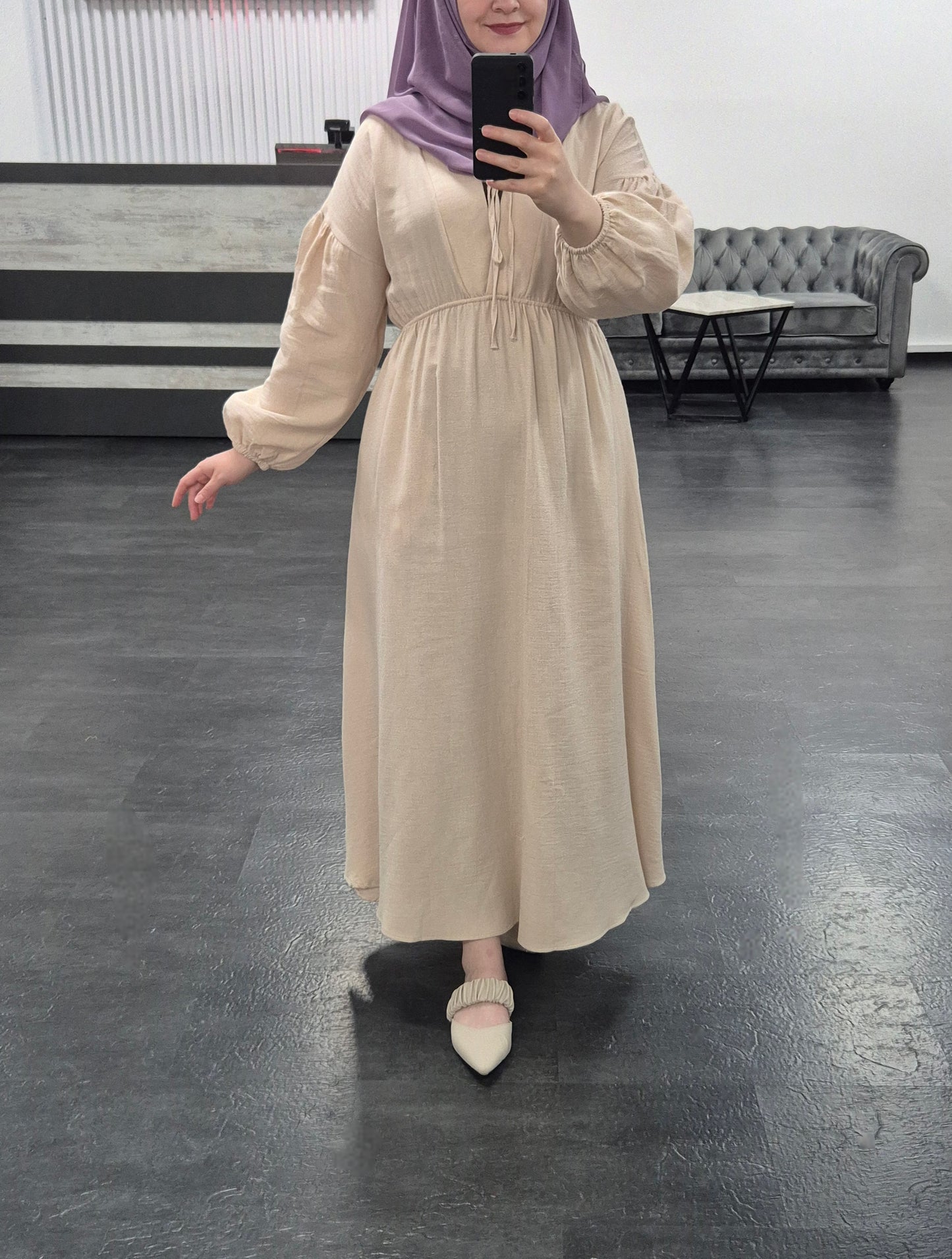 714- beiges Kleid