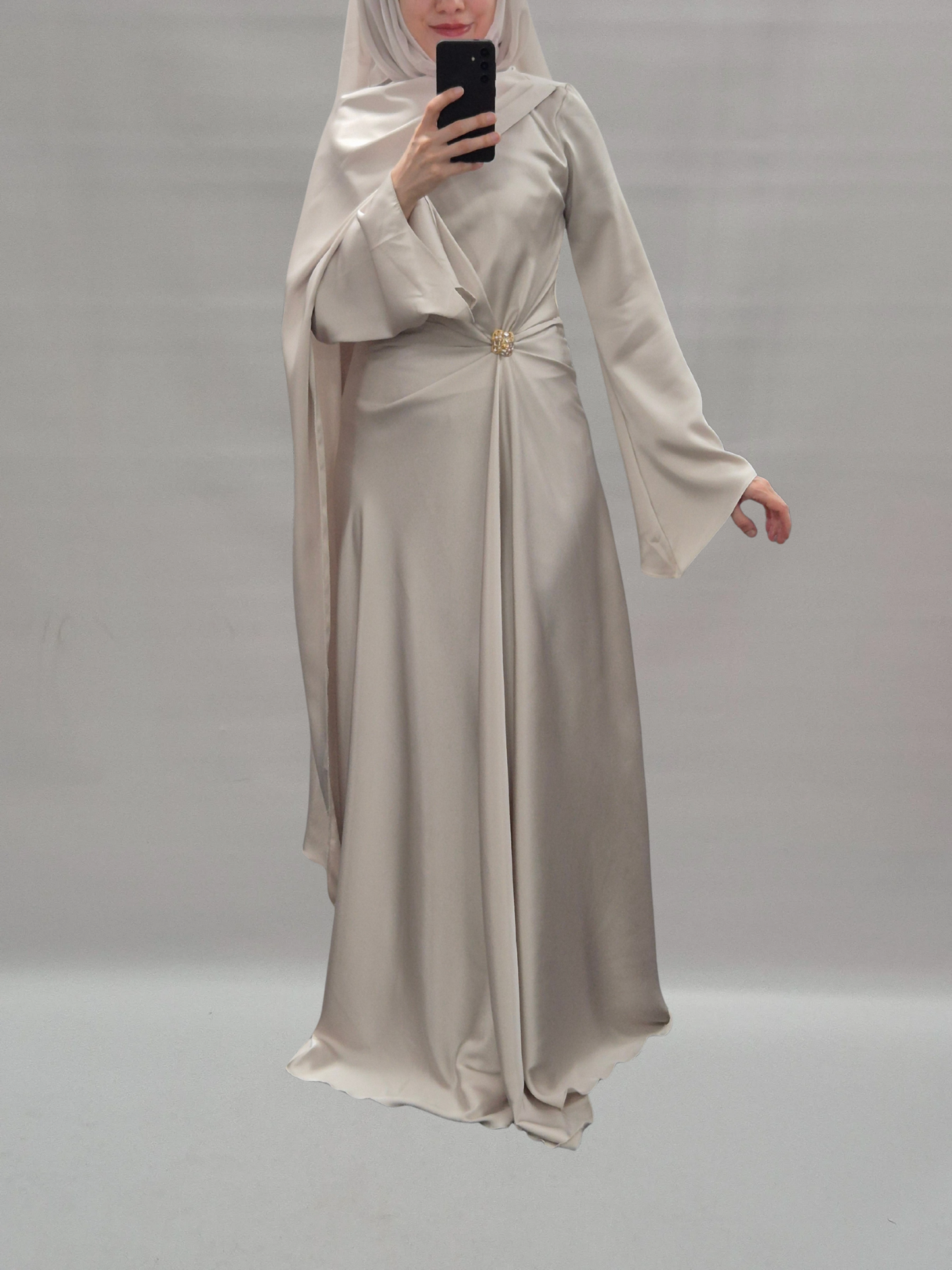 Malak Abendkleid beige