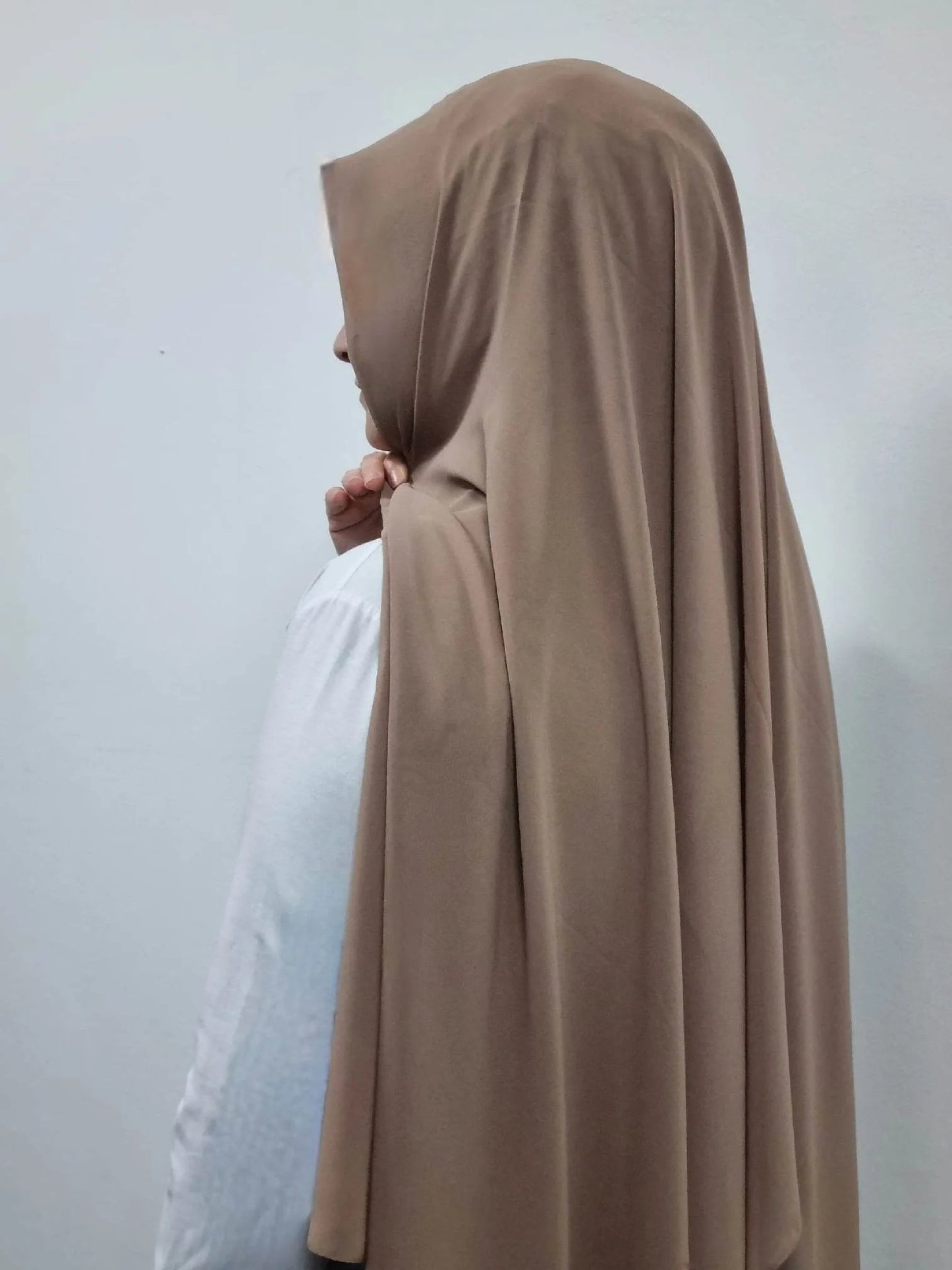 Chiffon Hijab in taupe