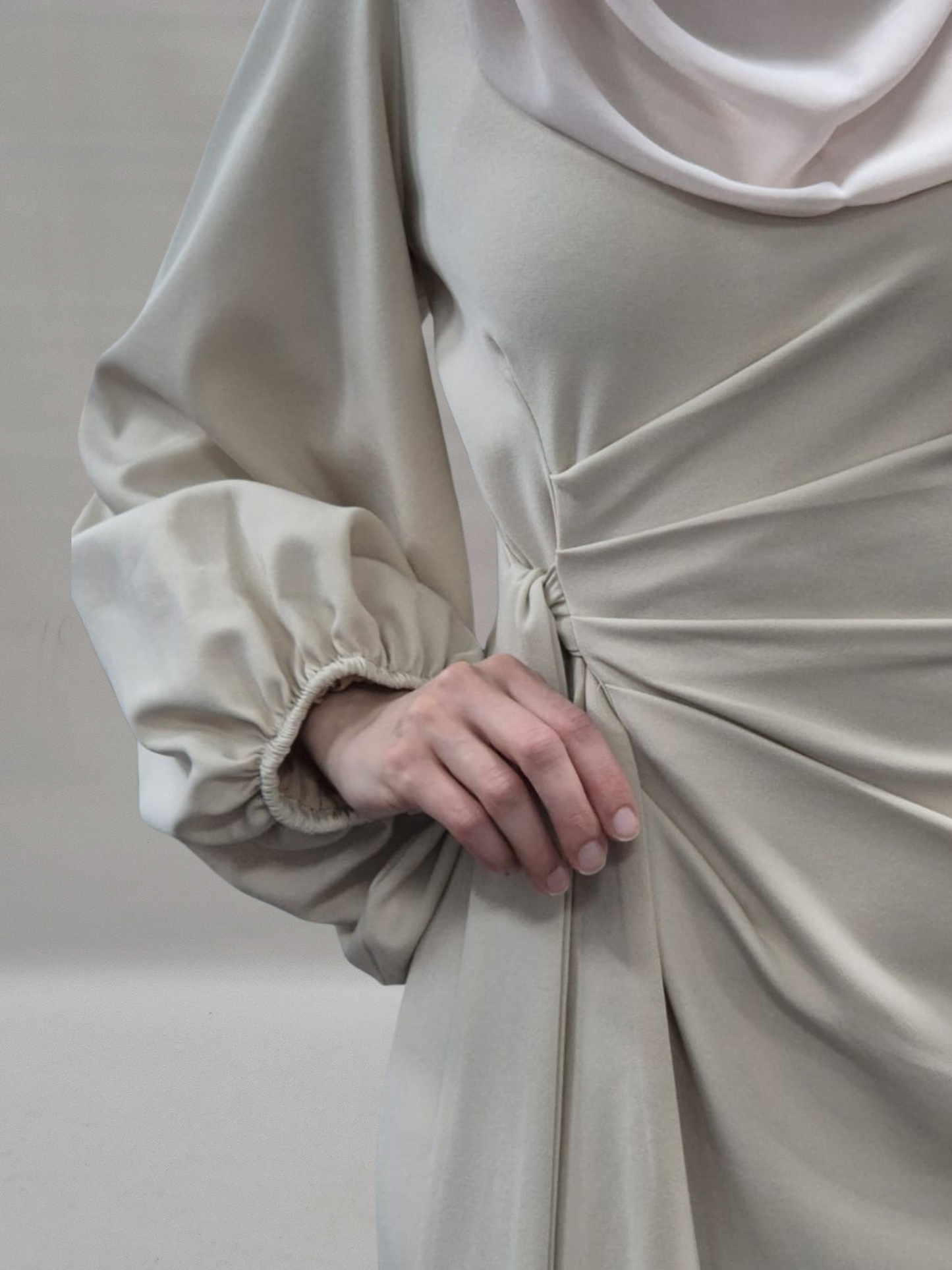 Amira Kleid Beige