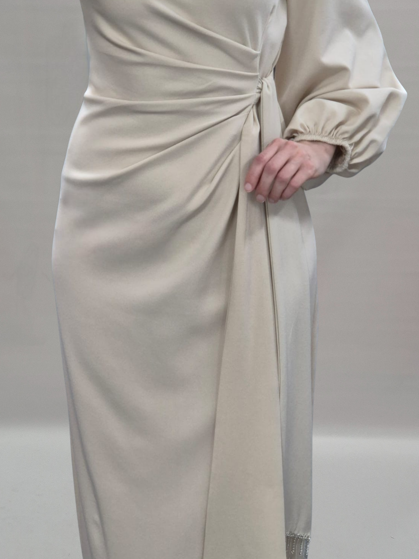 Amira Kleid Beige