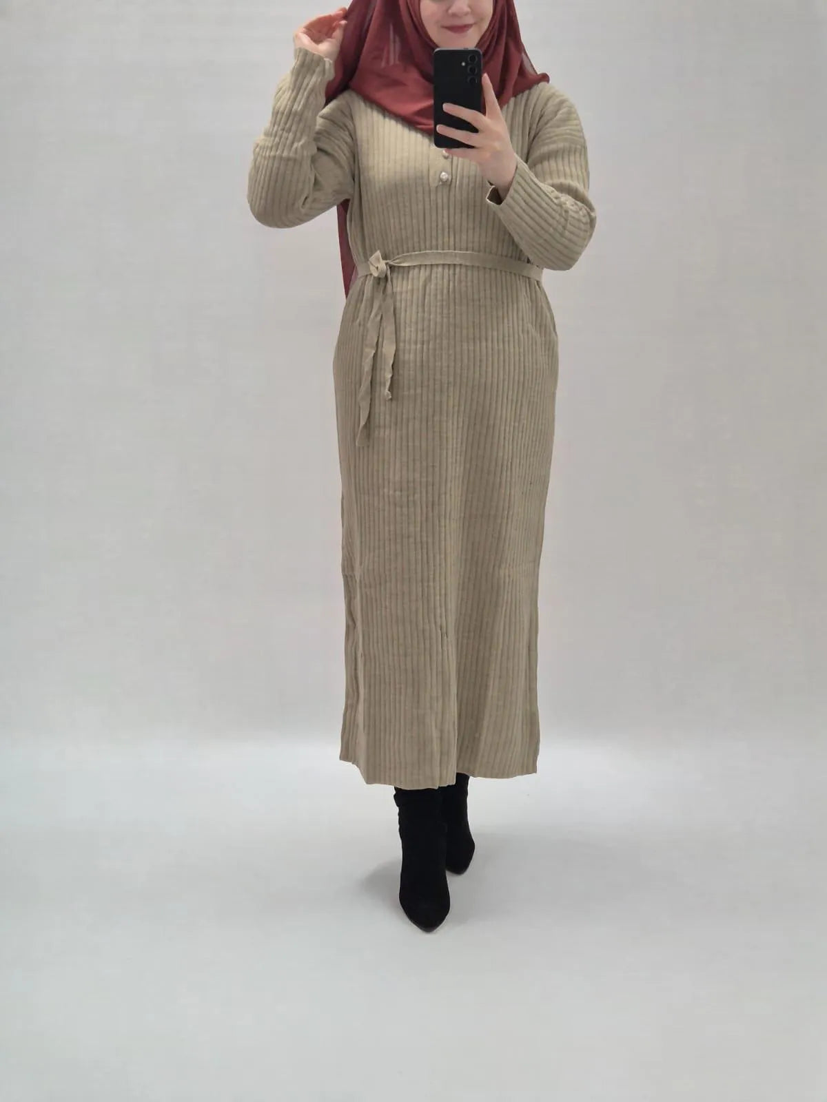 Avira Kleid beige