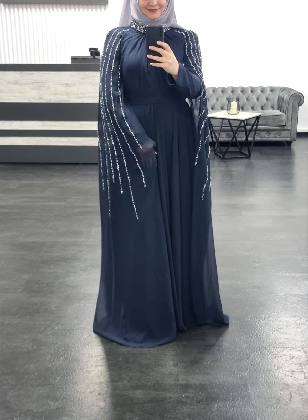 A67- elegantes Abendkleid in dunkelblau