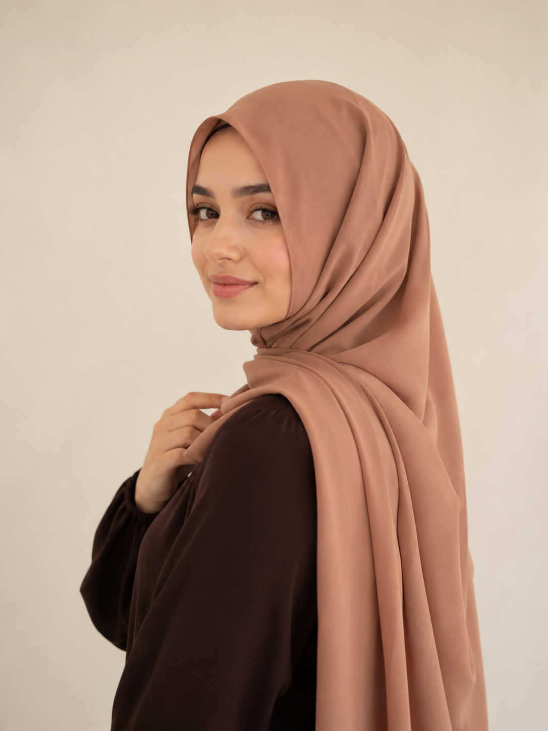 Krepp Hijab in dunkelnude