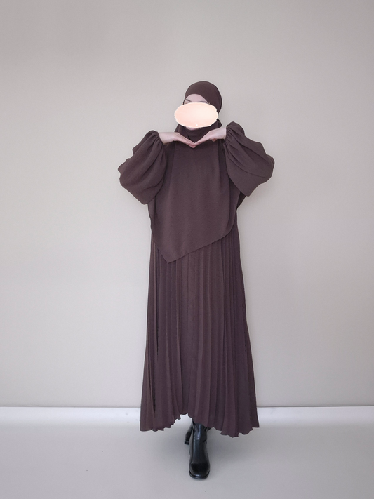 Nisara Abaya mit Khimar braun