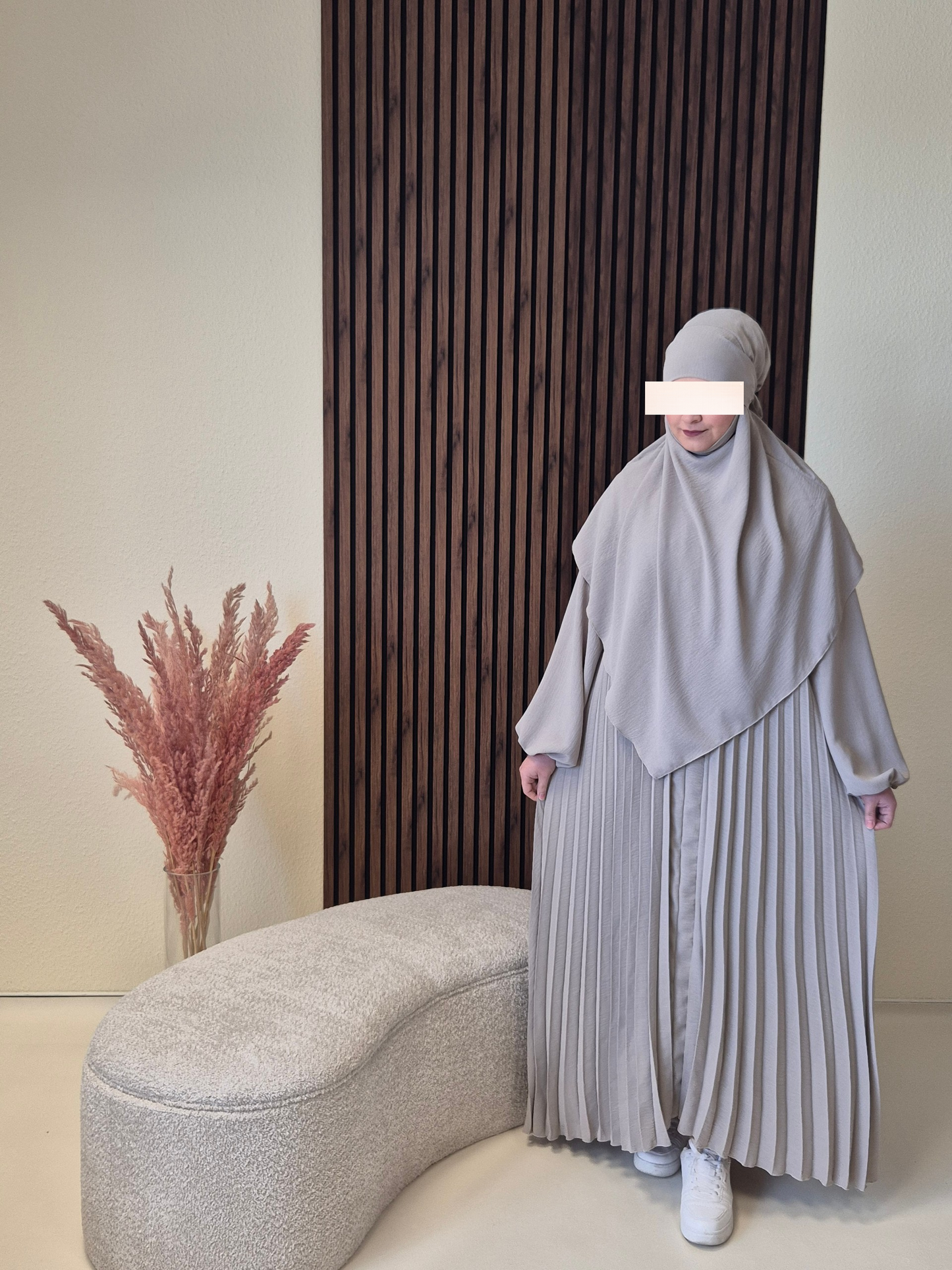 Nisara Abaya mit Khimar  in Stein/grau