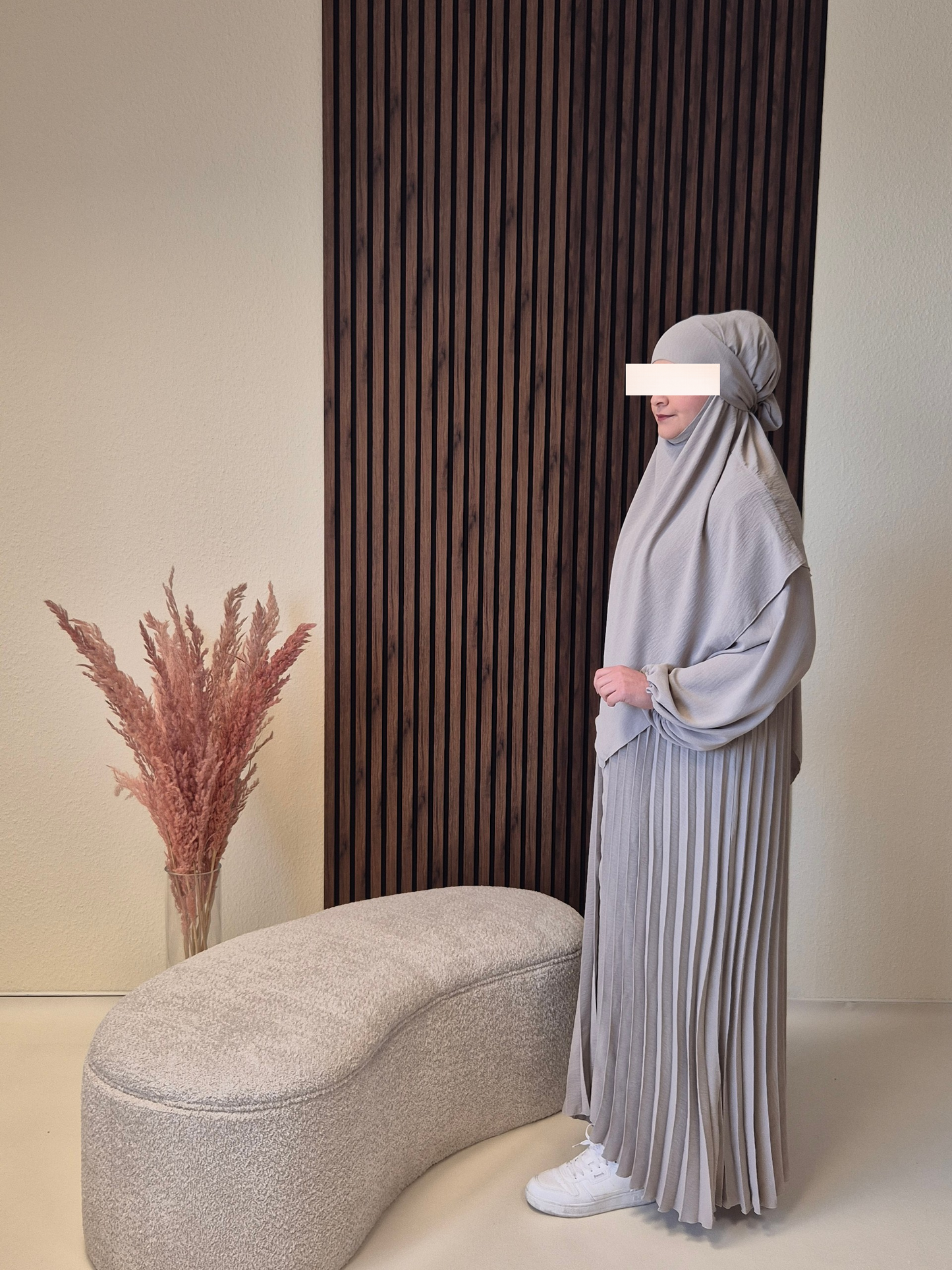 Nisara Abaya mit Khimar  in Stein/grau