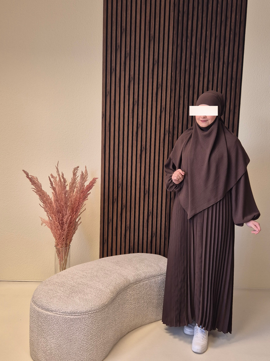 Nisara Abaya mit Khimar braun