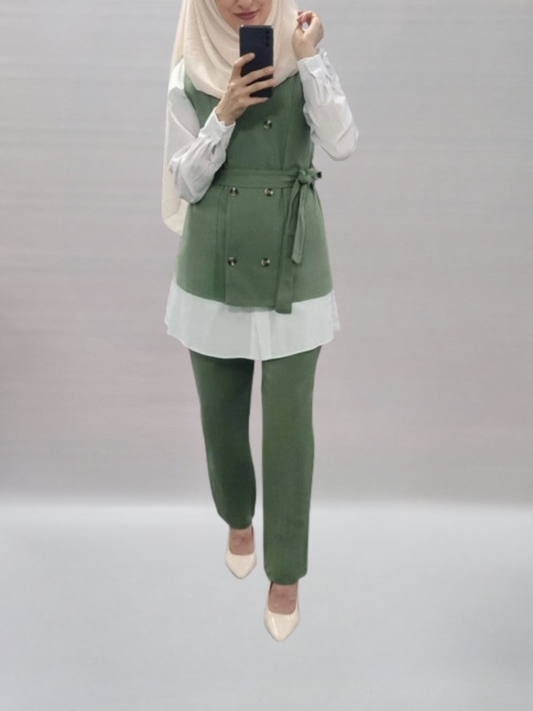 565 - 3`Teiler Bluse+West+Hose in grün
