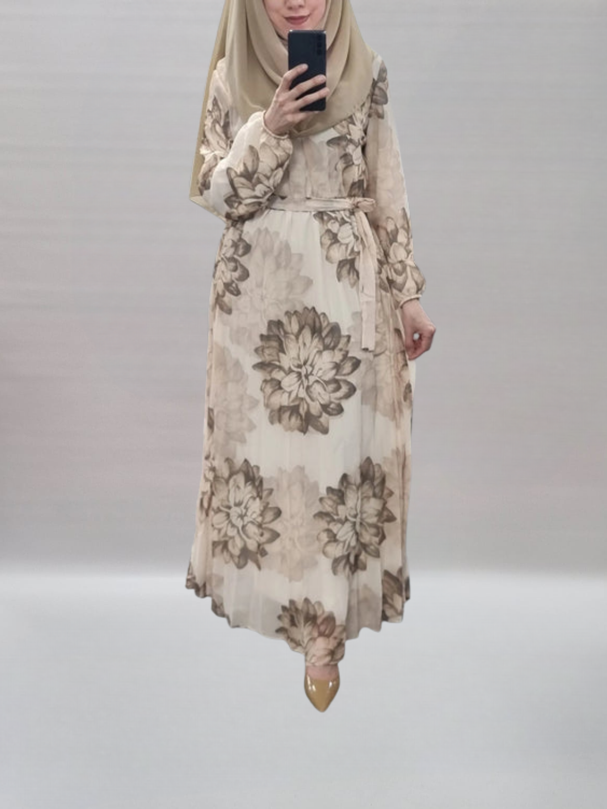 644- Chiffonkleid mit Blumenprint beige