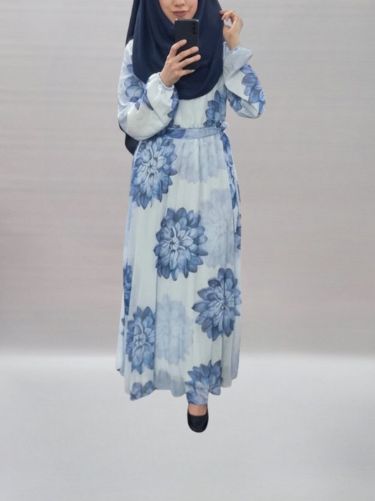 645- Chiffonkleid mit Blumenprint blau