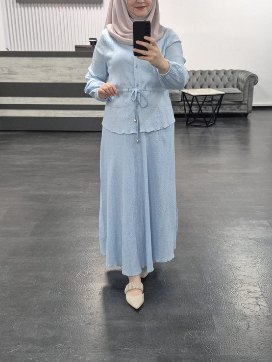 398 - Bluse + Rock Set in babyblau