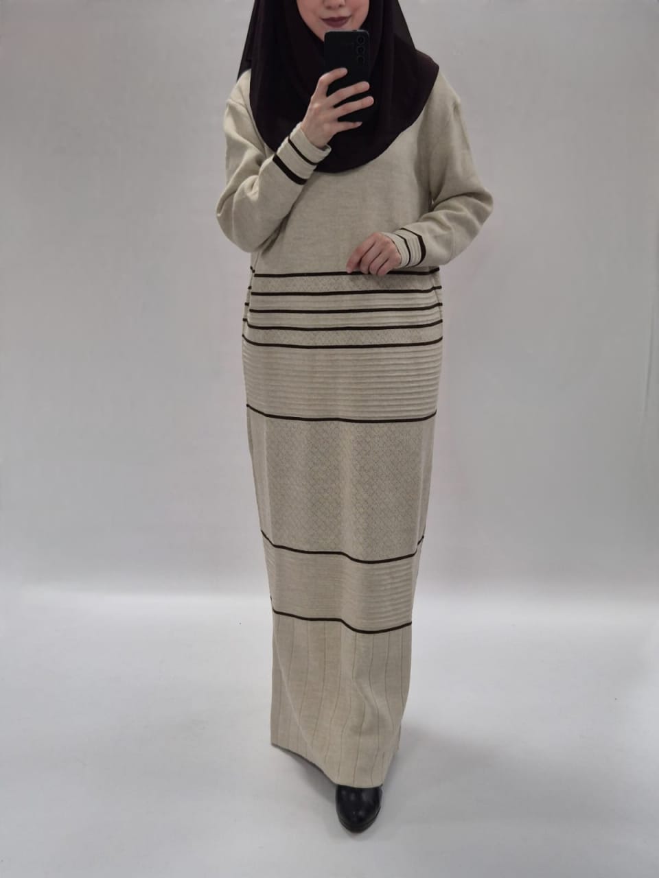 Nila Strickkleid beige/braun