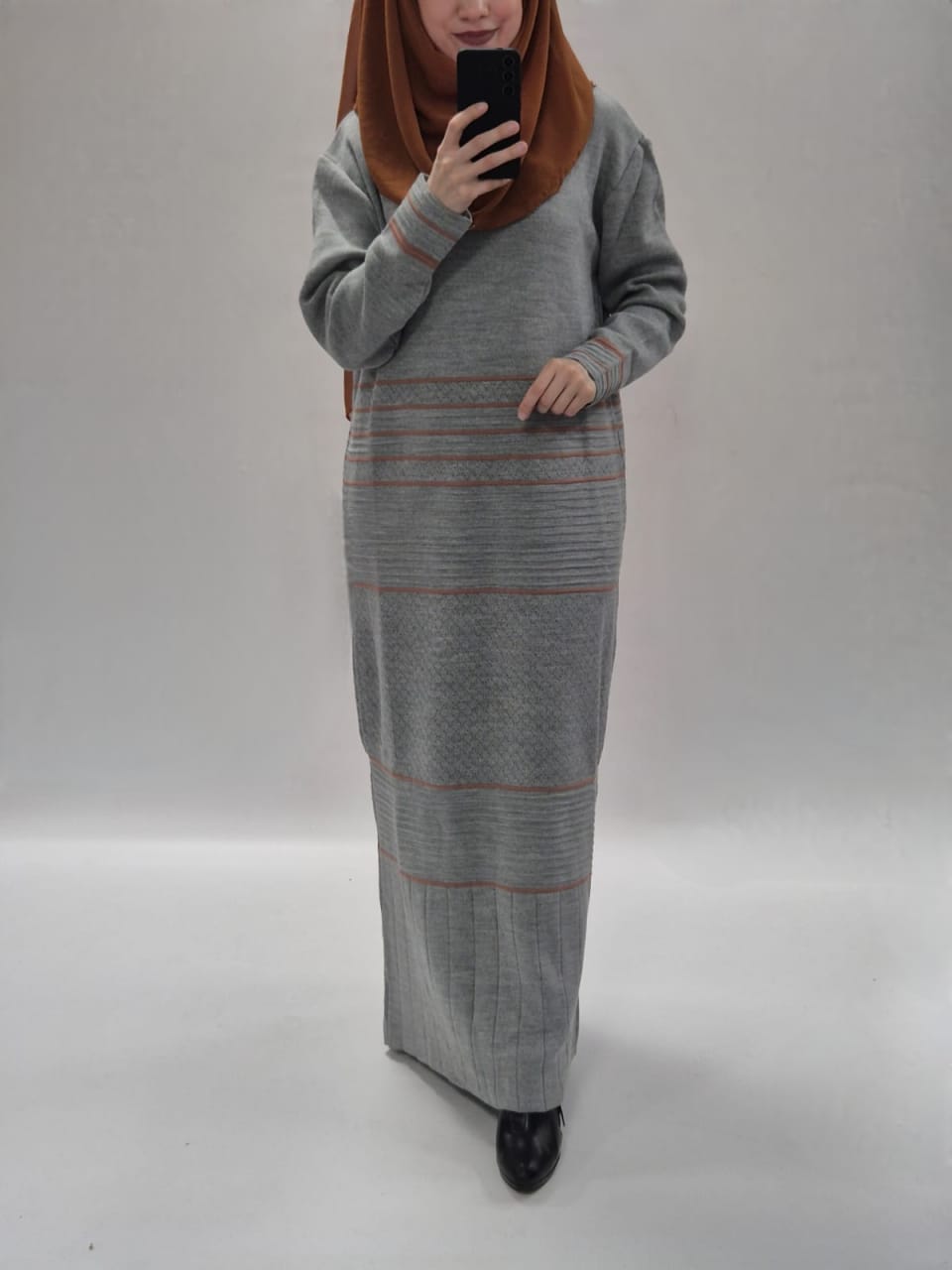 Nila Strickkleid grau