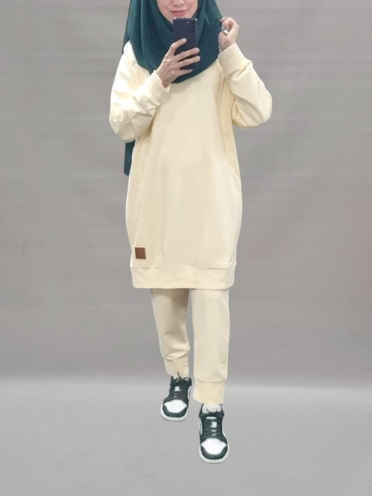 Sweaty Set beige