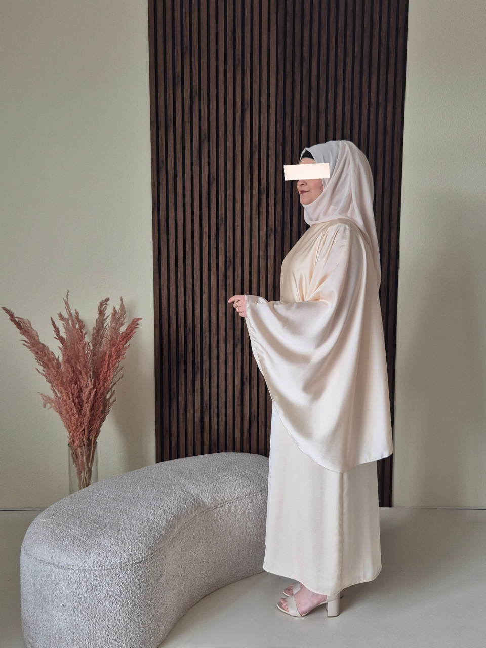 Aylah Kleid beige/gold