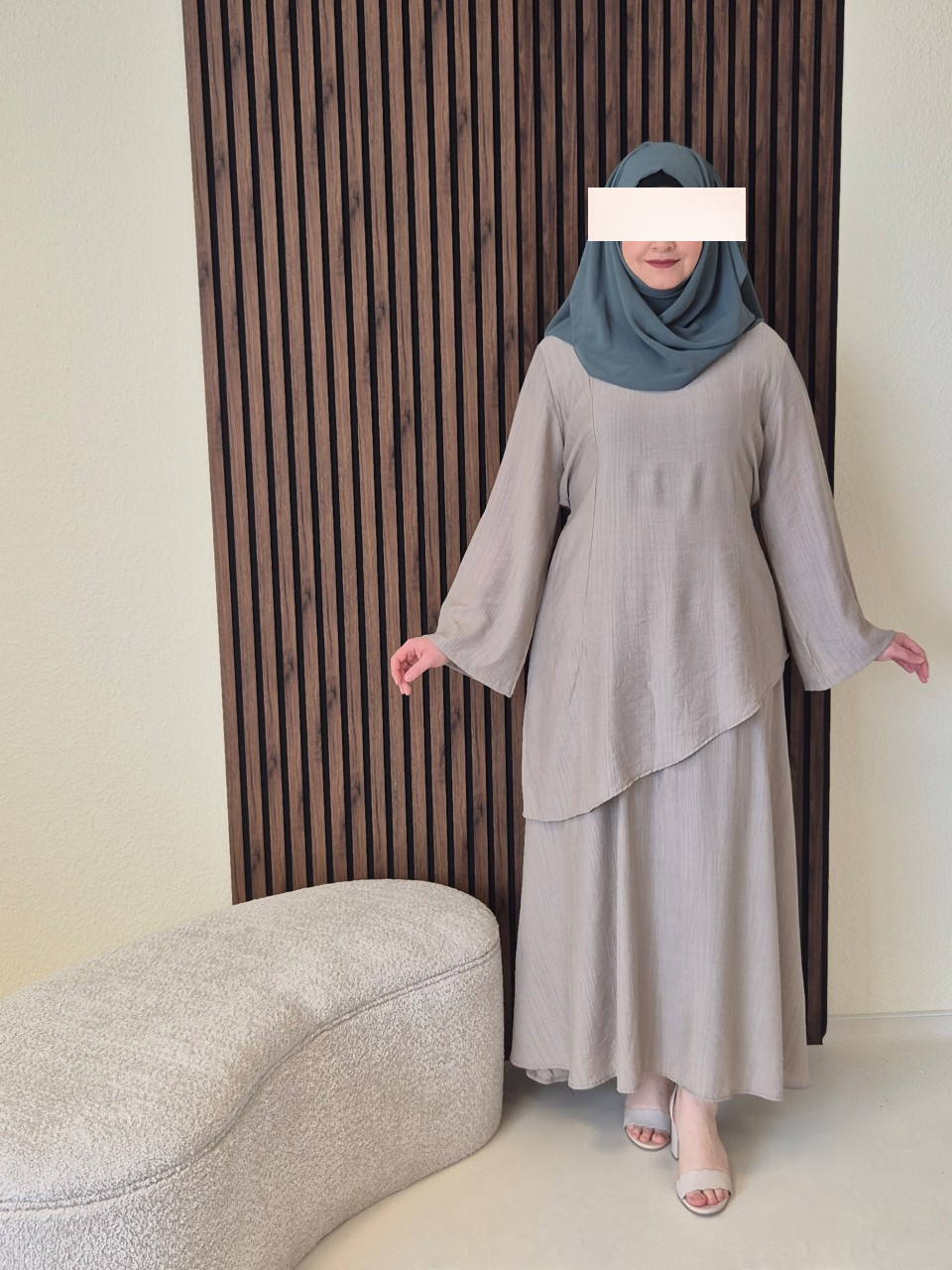Amara Set in  taupe