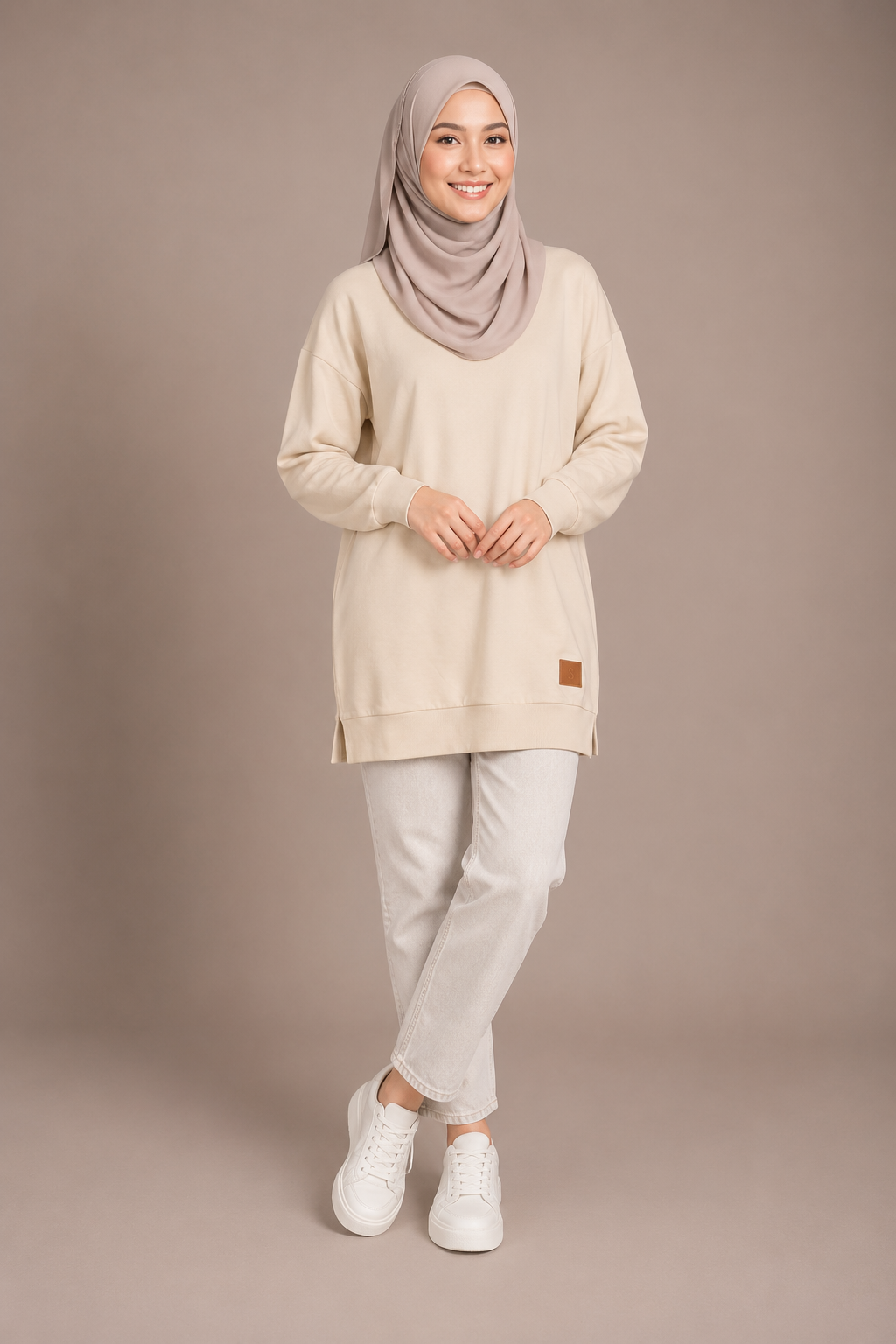 Sweatshirt
