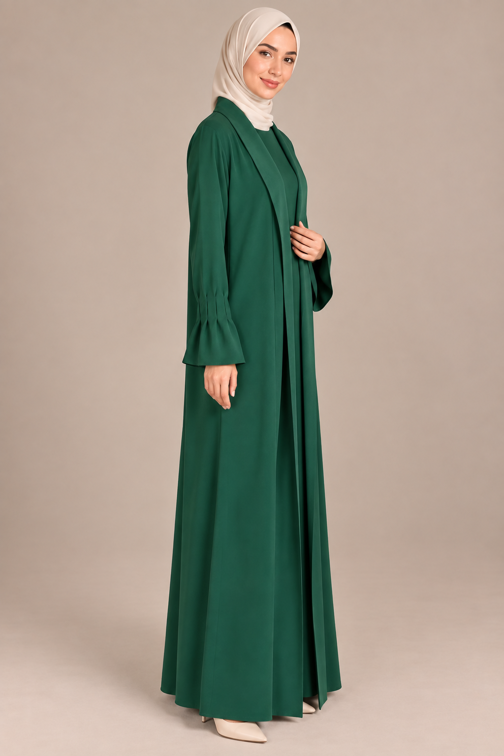 Nila Abaya