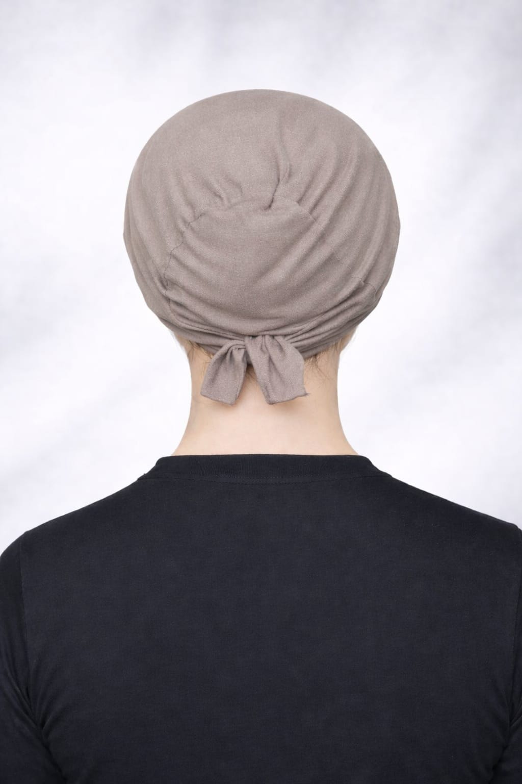 Viskose Bonnet – elastisches Unterkopftuch mit Bindeband helltaupe