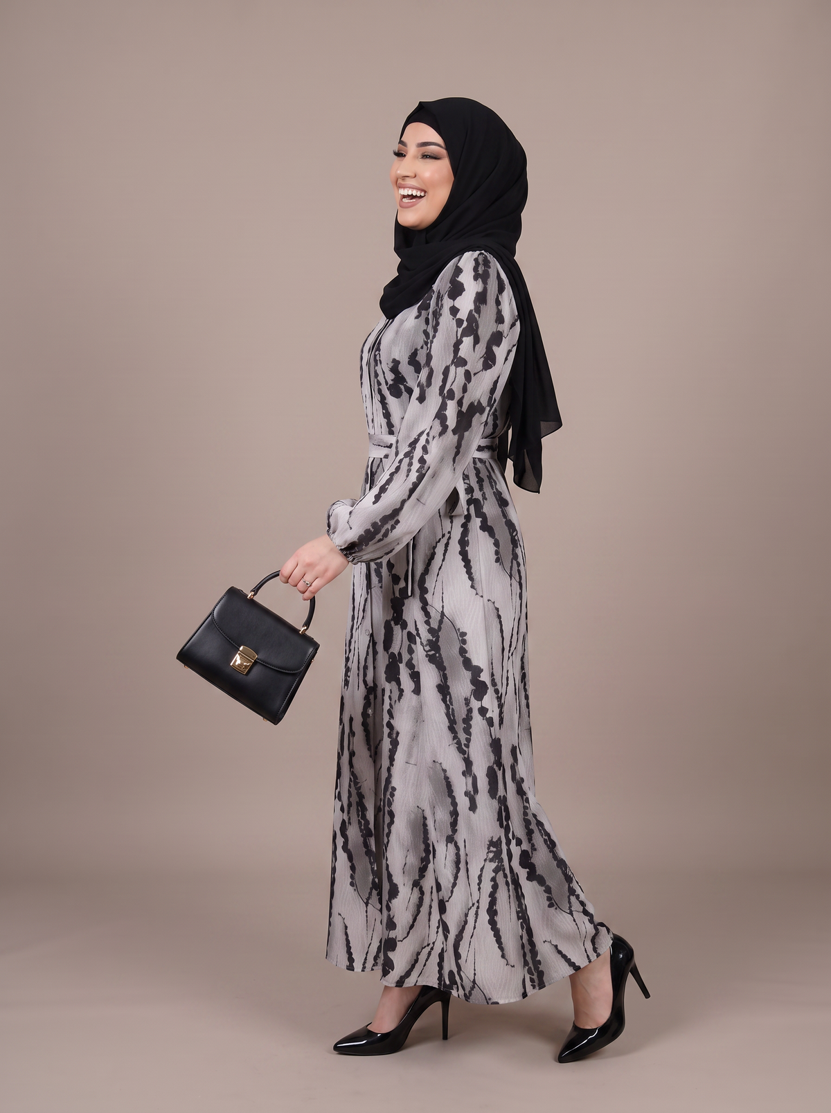 Hira Kleid
