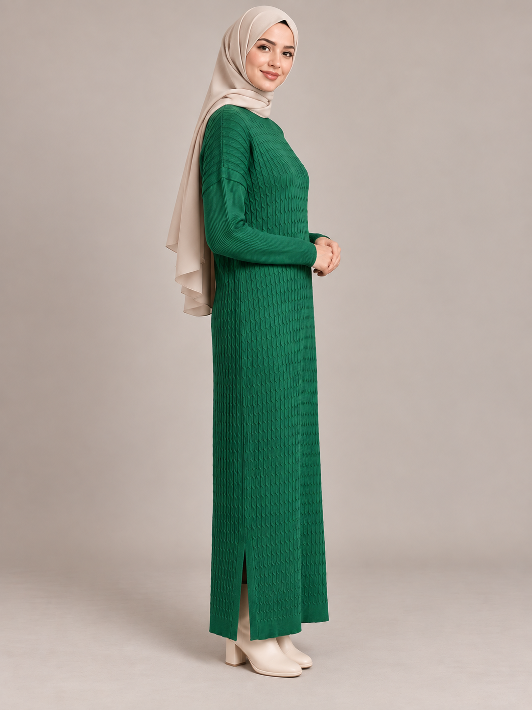 Strickkleid mit Zopfmuster